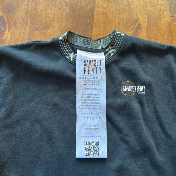 Savage X Fenty Essential Scope Logo Sweatshirt - Picture 4 of 6